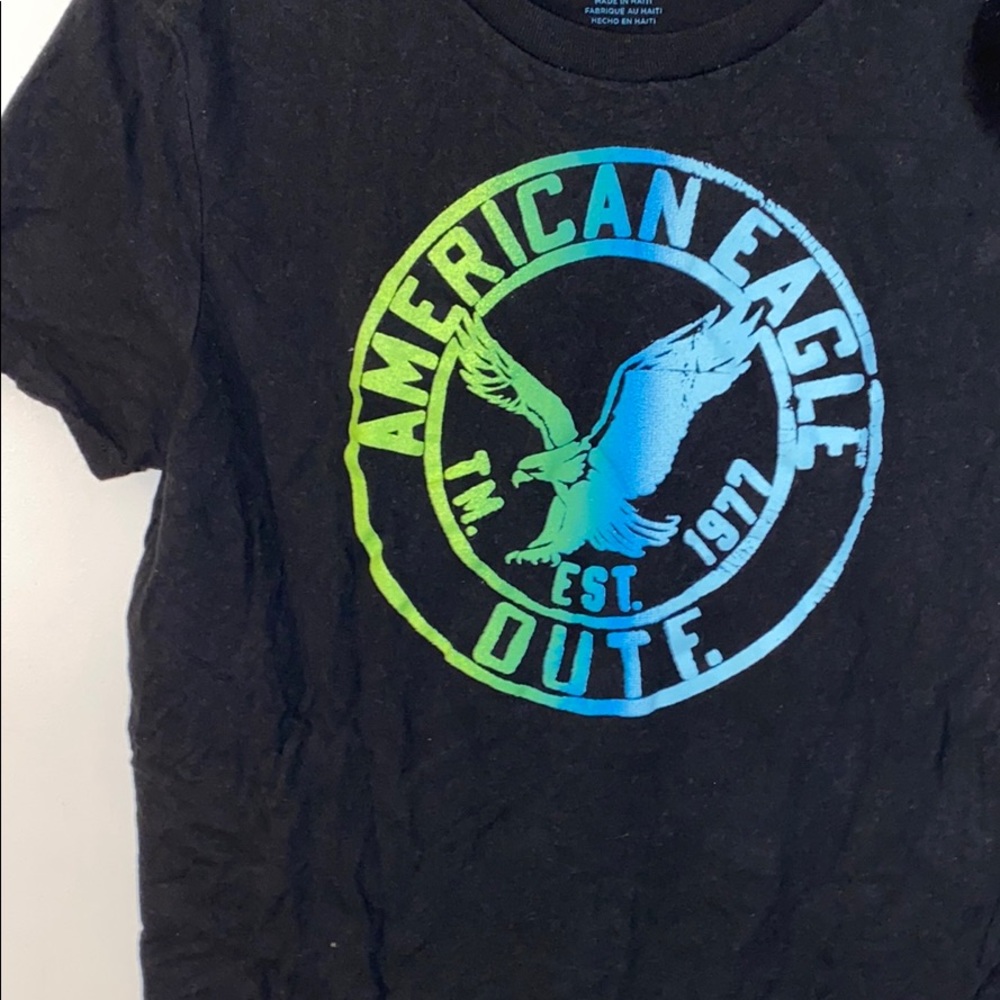 American Eagle classic fit tee